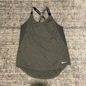 Nike top